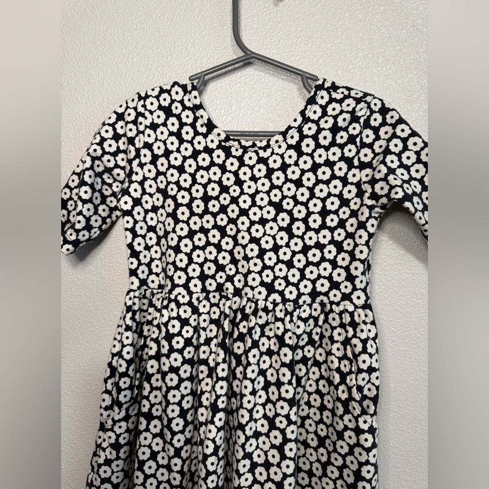 Hanna Andersson Skater dress 5 - Picture 4 of 6